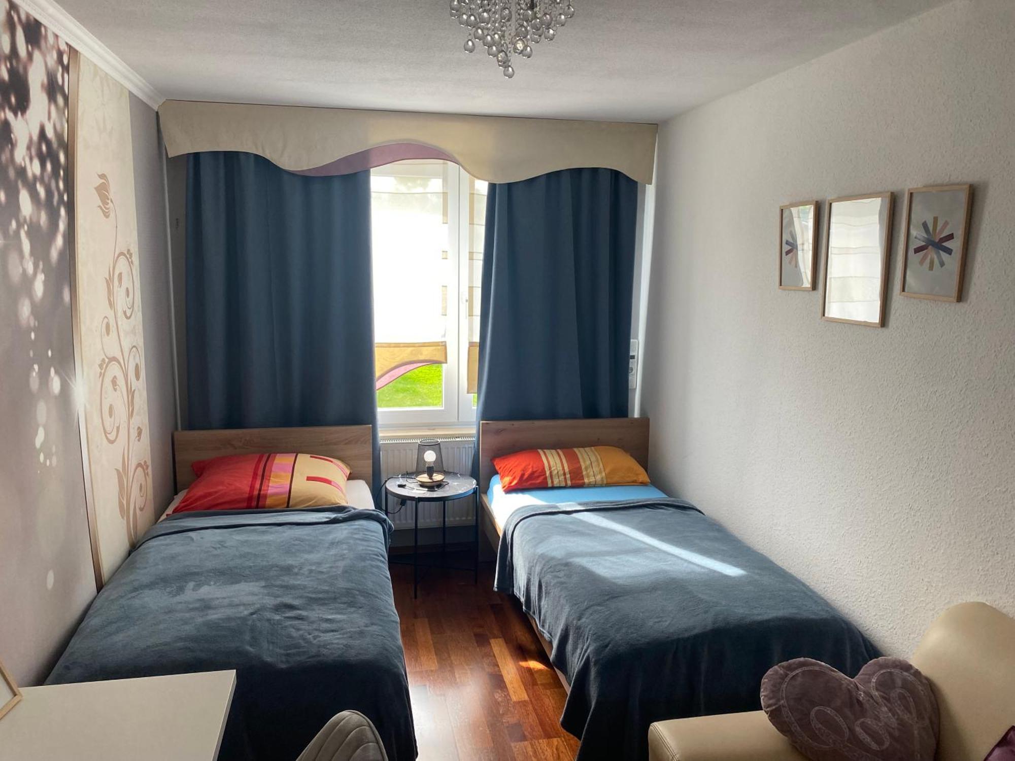 Ruhiges Zimmer Im Gasthaus Essen Exterior foto